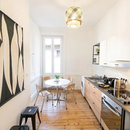 Appartement La Boheme, Appartement Chaleureux Et Decore Avec Gout