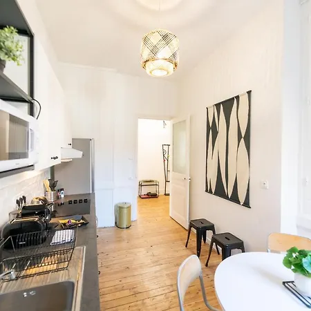 La Boheme, Appartement Chaleureux Et Decore Avec Gout * Saint-Etienne (Loire)
