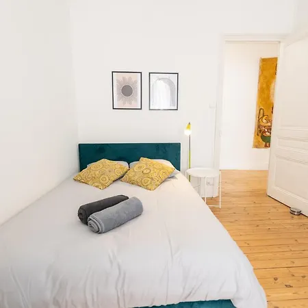 La Boheme, Appartement Chaleureux Et Decore Avec Gout * Saint-Etienne (Loire)