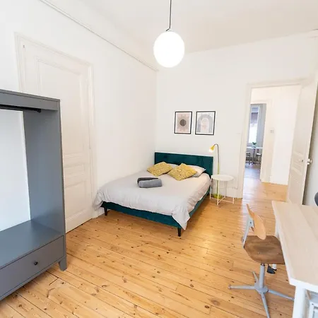Appartement La Boheme, Appartement Chaleureux Et Decore Avec Gout